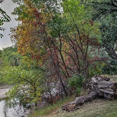Cozy Anglers Apt - Steps To Trout Fishing River!